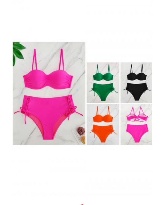 Détail des couleurs noir, rose, vert et orange du maillot de bain grandes tailles femme Laly